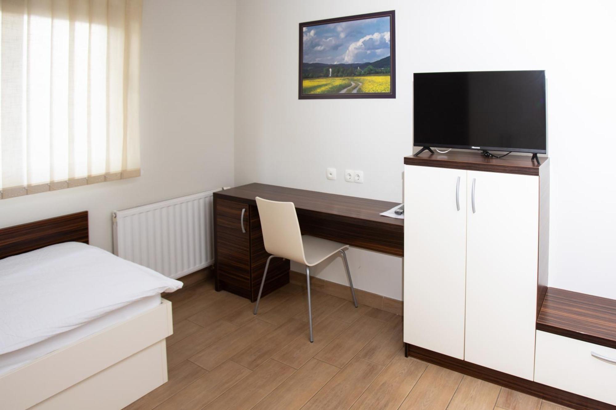 Rooms En Krajcar Cerknica Extérieur photo